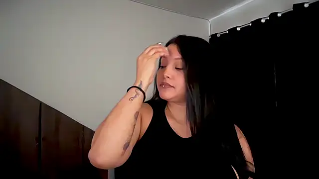 MarcellaGriffin online show from 10.27.25