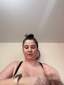 alisiaparril online show from 03.19.25