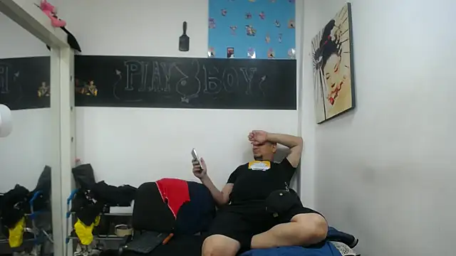 Meloncillo And BabyLiss online show from 02.25.25