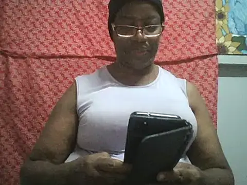 Snapshot of pink69pussy chatting on 02.18.25 pink69pussy online show from 02.18.25