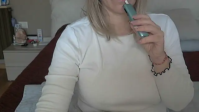 Snapshot of -K-- chatting on 02.16.26 -K-- online show from 02.16.26