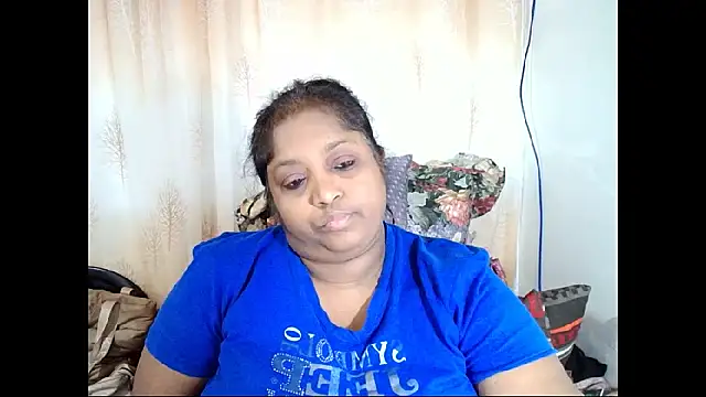 Snapshot of Indiantasha chatting on 02.26.25 Indiantasha online show from 02.26.25