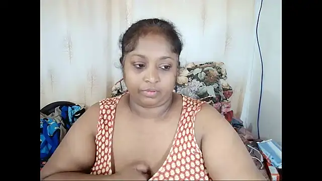 Snapshot of Indiantasha chatting on 02.28.25 Indiantasha online show from 02.28.25