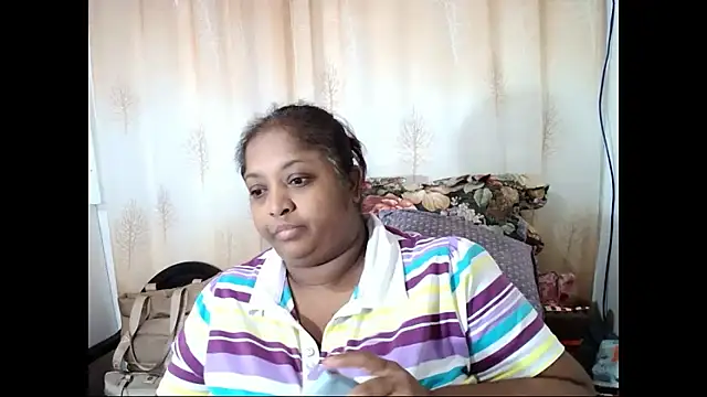 Snapshot of Indiantasha chatting on 03.06.25 Indiantasha online show from 03.06.25