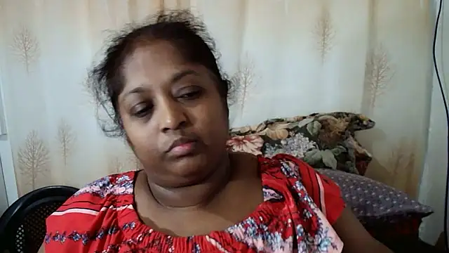 Snapshot of Indiantasha chatting on 03.19.25 Indiantasha online show from 03.19.25