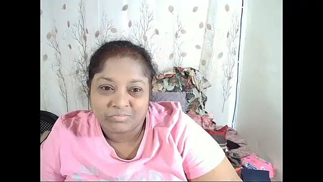 Snapshot of Indiantasha chatting on 09.09.25 Indiantasha online show from 09.09.25