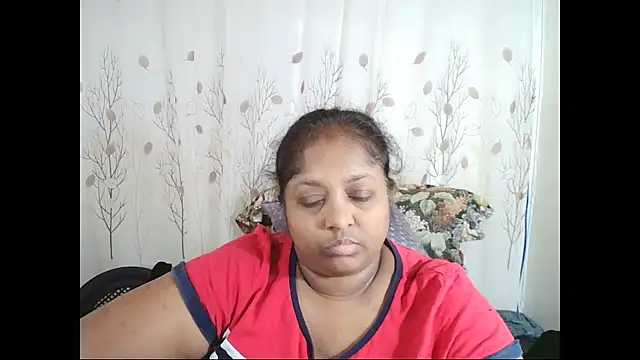 Snapshot of Indiantasha chatting on 09.13.25 Indiantasha online show from 09.13.25