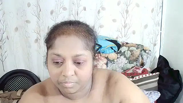 Snapshot of Indiantasha chatting on 09.14.25 Indiantasha online show from 09.14.25