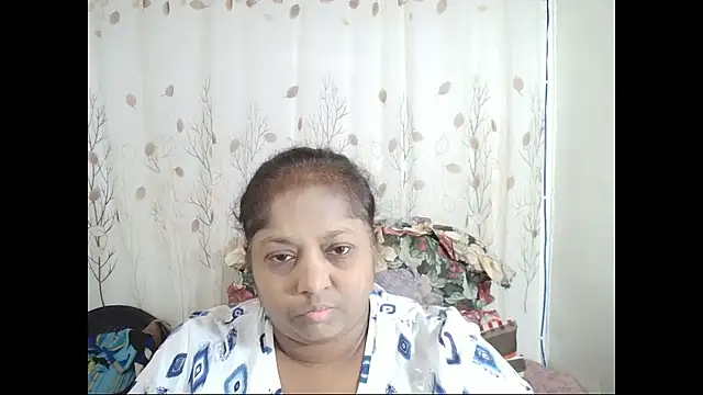 Snapshot of Indiantasha chatting on 09.22.25 Indiantasha online show from 09.22.25
