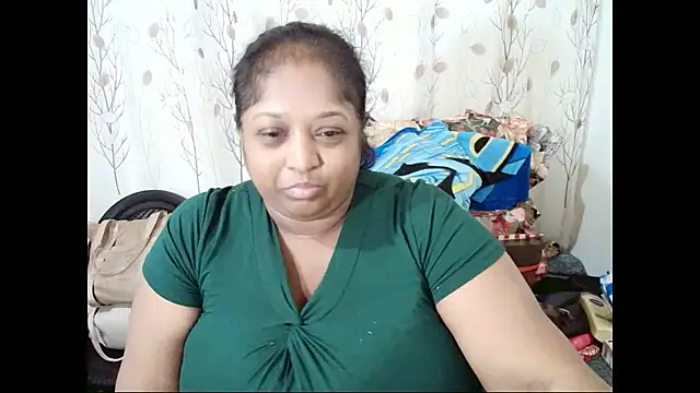 Snapshot of Indiantasha chatting on 10.07.25 Indiantasha online show from 10.07.25