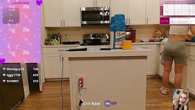 Blondiewithanass online show from 09.22.25