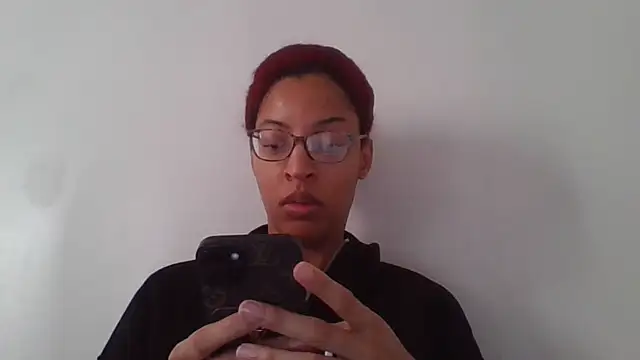 Snapshot of Queen_Lavish chatting on 11.14.25 Queen Lavish online show from 11.14.25