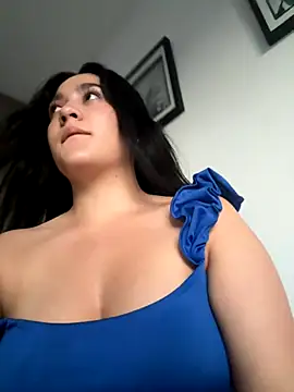 Nina lovi online show from 12.04.25