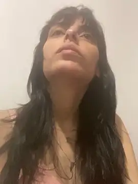 Snapshot of Sarah-safada chatting on 06.07.26 Sarah-safada online show from 06.07.26