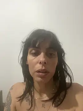 Snapshot of Sarah-safada chatting on 06.09.26 Sarah-safada online show from 06.09.26