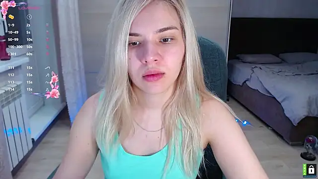 Snapshot of Lana__Nova chatting on 12.08.24 Lana  Nova online show from 12.08.24