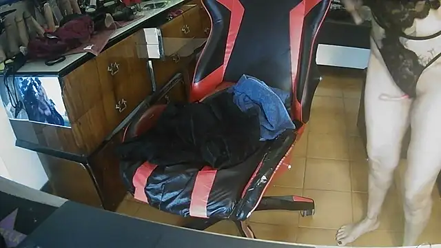 Snapshot of cinquantaxxx chatting on 02.18.26 cinquantaxxx online show from 02.18.26