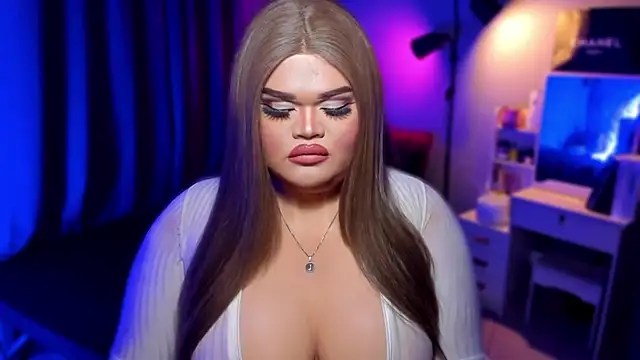 KarolinaThompson online show from 12.08.24