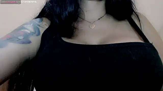 Snapshot of stormylana chatting on 02.12.25 stormylana online show from 02.12.25