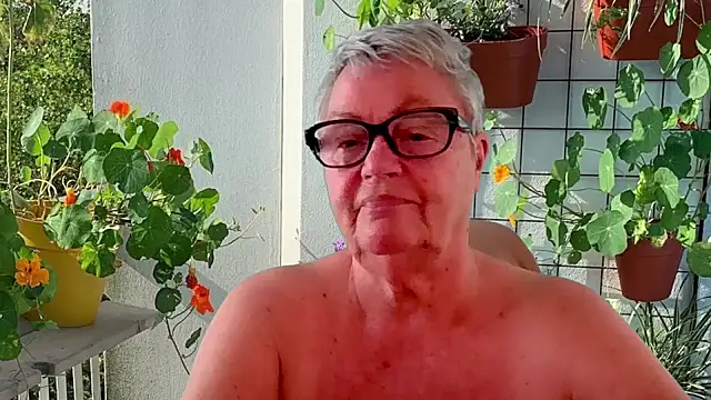 Snapshot of GrannyChrissy68 chatting on 07.06.26 GrannyChrissy68 online show from 07.06.26