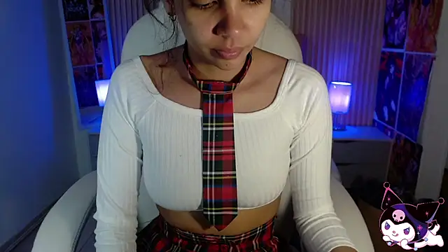 Snapshot of ximena_diaz chatting on 02.04.25 ximena diaz online show from 02.04.25