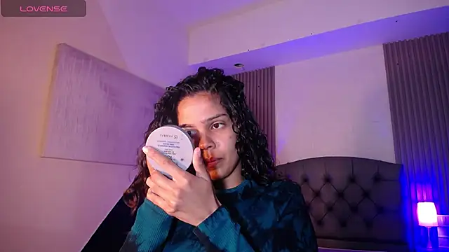 Snapshot of ximena_diaz chatting on 03.03.25 ximena diaz online show from 03.03.25