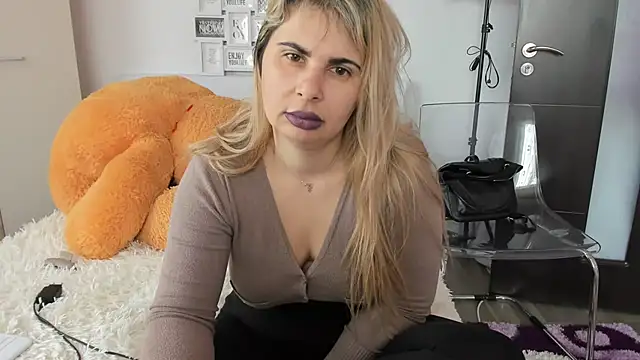 sweetemy4u online show from 02.26.25