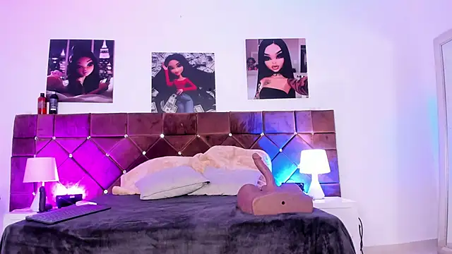 Snapshot of Ariana_lopezz chatting on 03.22.25 Ariana lopezz online show from 03.22.25