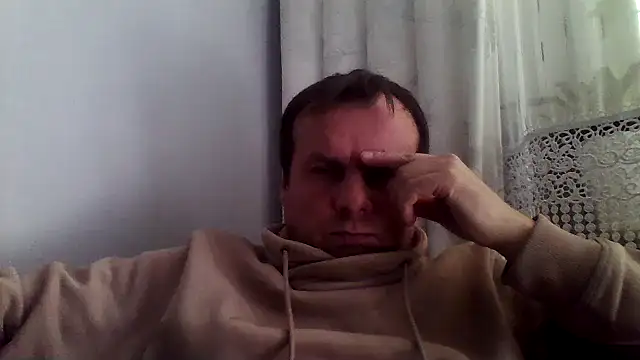 Snapshot of grzes19763 chatting on 05.13.26 grzes19763 online show from 05.13.26