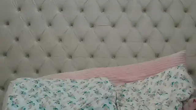 Snapshot of beautylovess chatting on 02.07.26 beautylovess online show from 02.07.26