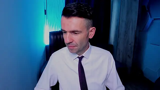 SteveTiger online show from 11.07.25