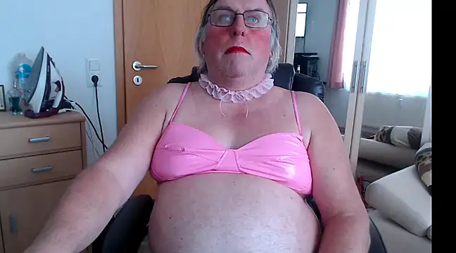 Sissygera online show from 01.11.25