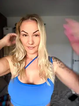 Snapshot of NastyMilf_ chatting on 03.02.26 NastyMilf online show from 03.02.26