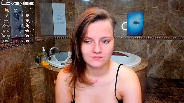 MelindaTin online show from 09.11.25