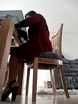 Ixchel Anaid online show from 03.11.25