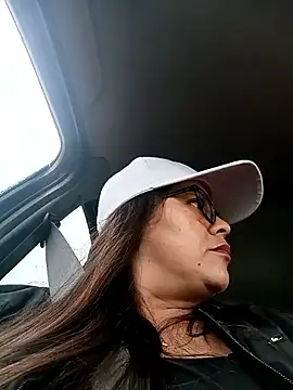 Ixchel Anaid online show from 03.18.25