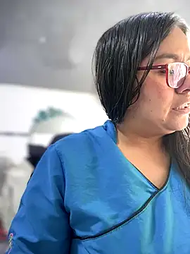 Ixchel Anaid online show from 09.19.25