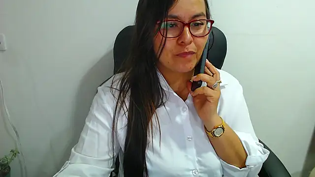 Ixchel Anaid online show from 10.26.25