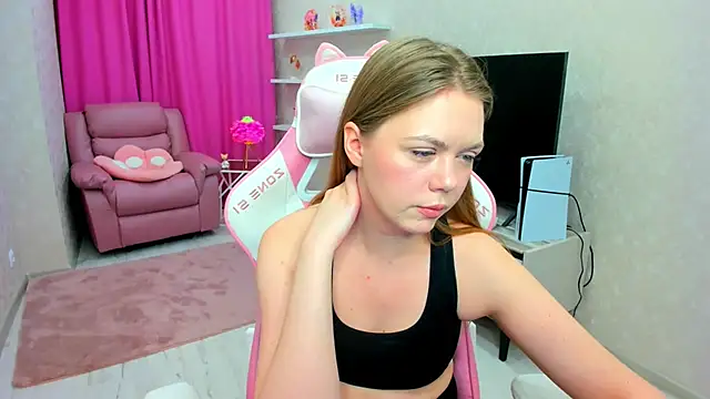 Strawberrye online show from 01.16.26