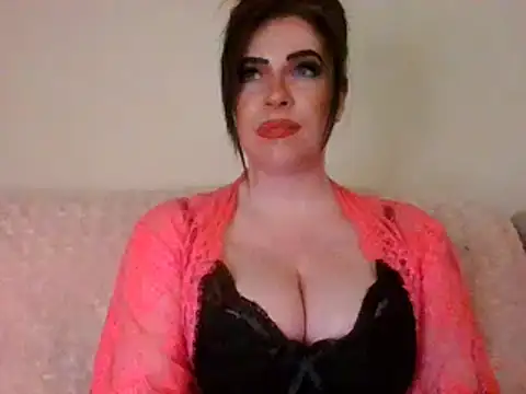 Snapshot of EmilyBlue chatting on 12.09.24 EmilyBlue online show from 12.09.24