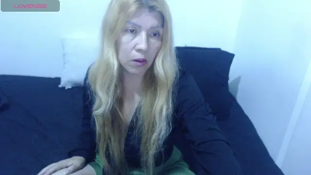 Dulce-Bella online show from 01.12.26