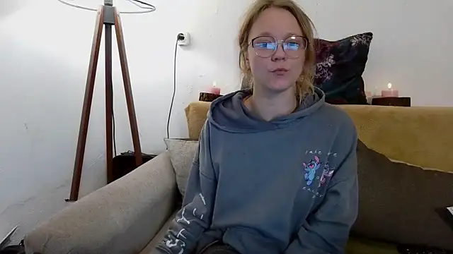 little-leni online show from 01.17.26