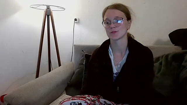 little-leni online show from 03.13.26