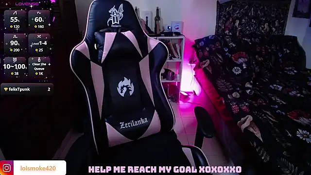 Snapshot of Bdsm_and_fries chatting on 10.25.25 Bdsm and fries online show from 10.25.25