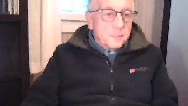 Snapshot of johnjohn622662 chatting on 01.10.26 johnjohn622662 online show from 01.10.26