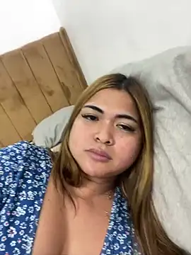 Bombshell Ashy online show from 01.08.25