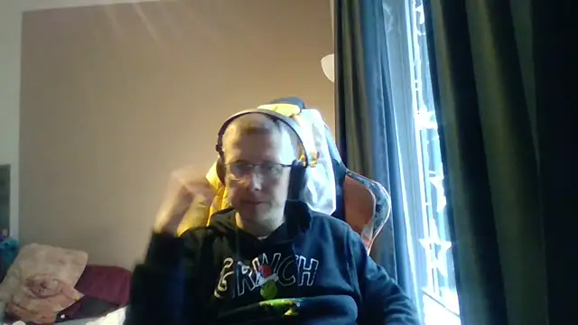 Snapshot of David250692 chatting on 01.15.26 David250692 online show from 01.15.26