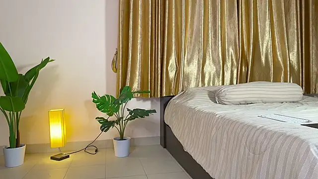 Snapshot of KatnessHot chatting on 03.01.25 KatnessHot online show from 03.01.25