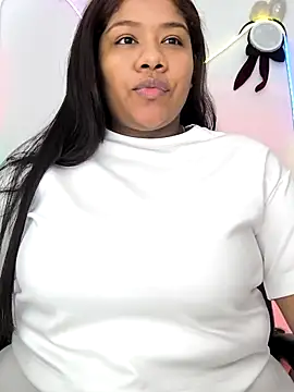 paola091 online show from 12.18.25