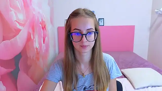 AliceAdams online show from 11.13.25